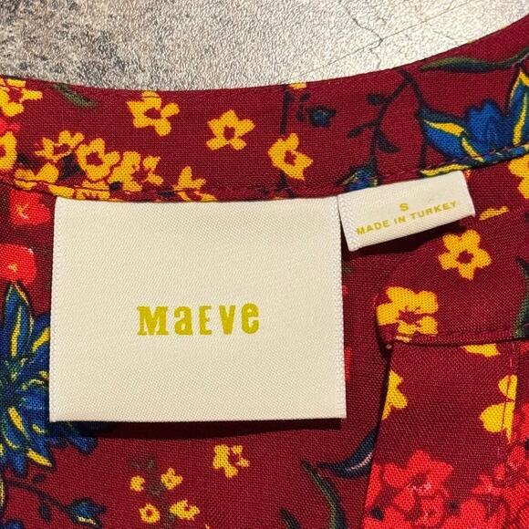 Maeve Top Boho Cottage Retro Whimsical Grandma Folk Floral Button Up Red Small - Picture 3 of 6